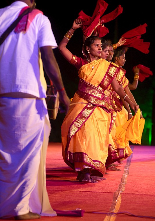 Dindigul Sakthi Group (Thappattam) (Mamallapuram Dance Festival 2012 - Folk dance)